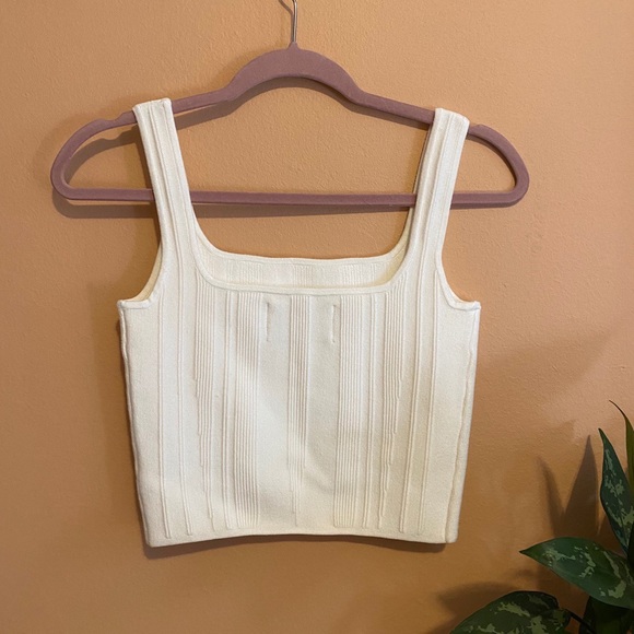 New Calvin Klein white crop top SIZE small - Picture 1 of 4